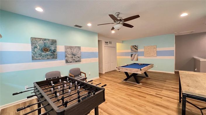 Image No.56-12 Bed Property for sale