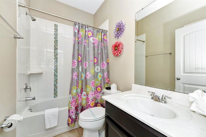 Image No.20-5 Bed Property for sale