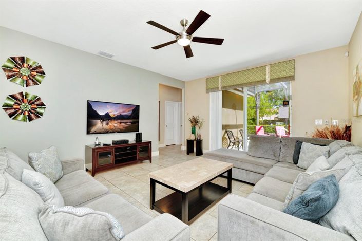 Image No.7-5 Bed Property for sale