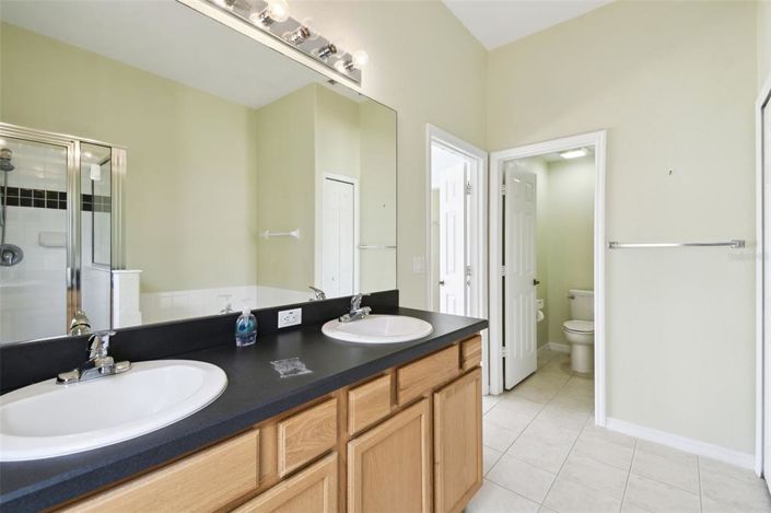 Image No.14-5 Bed Property for sale