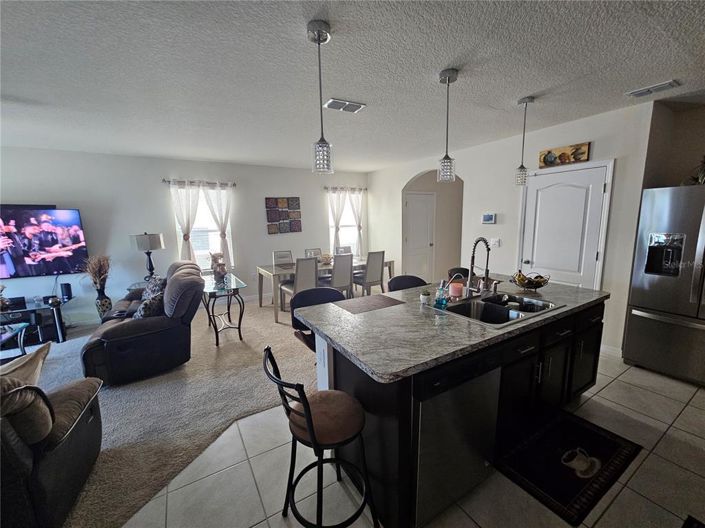 Image No.17-5 Bed Property for sale