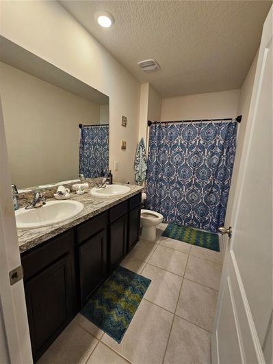 Image No.34-5 Bed Property for sale