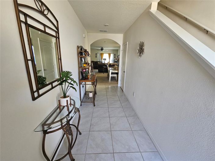 Image No.5-5 Bed Property for sale