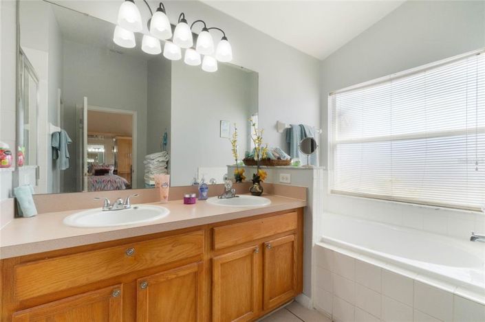 Image No.19-Propriété de 4 chambres à vendre à Davenport