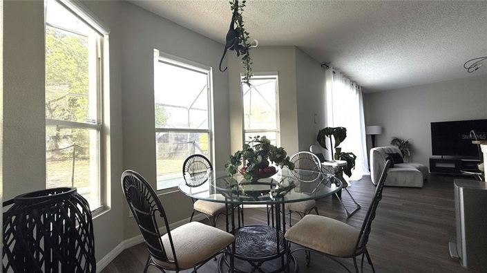 Image No.20-Propriété de 4 chambres à vendre à Davenport