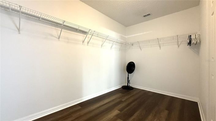 Image No.40-Propriété de 4 chambres à vendre à Davenport