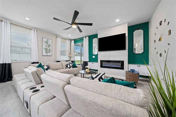 Image No.12-4 Bed Property for sale