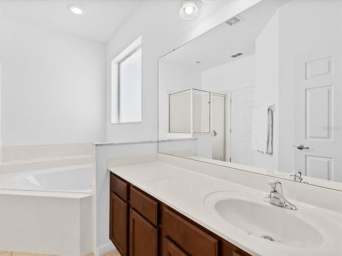 Image No.34-Propriété de 6 chambres à vendre à Davenport