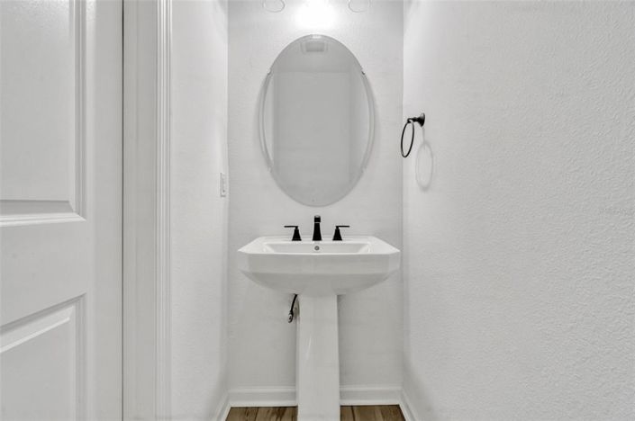 Image No.31-5 Bed Property for sale