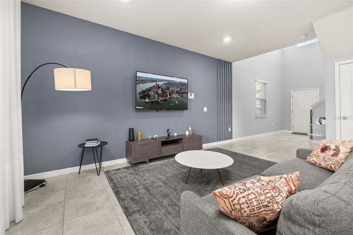 Image No.15-5 Bed Property for sale