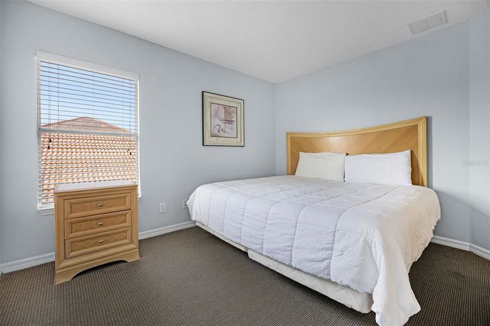 Image No.16-7 Bed Property for sale