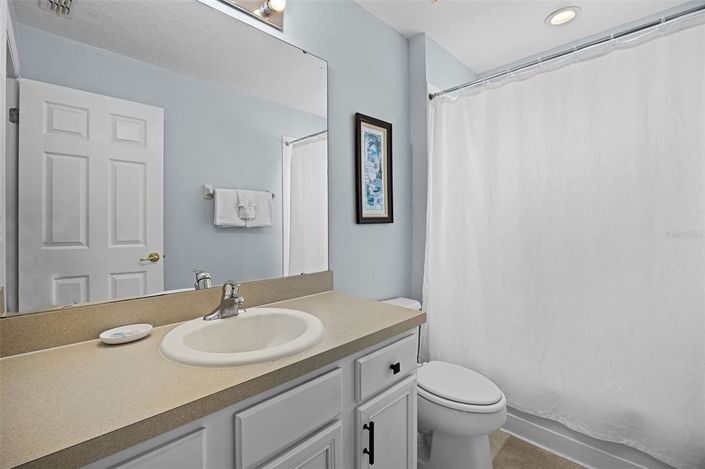 Image No.22-7 Bed Property for sale