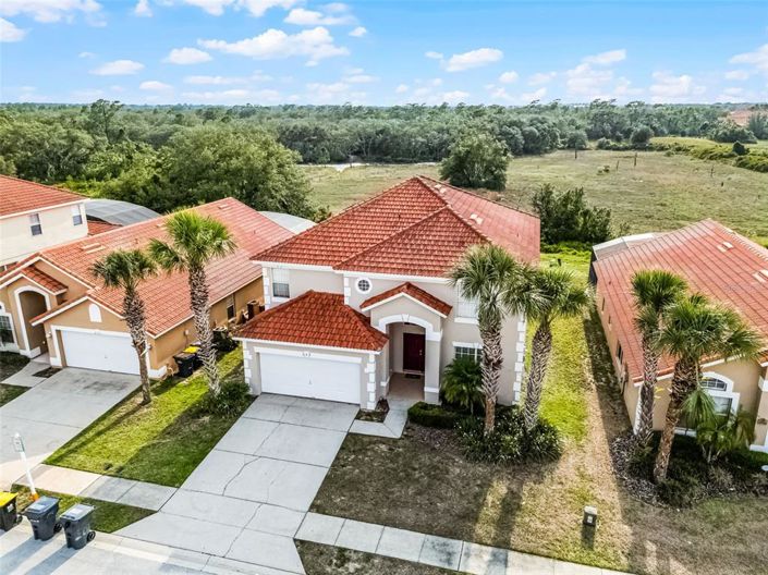 Image No.32-7 Bed Property for sale