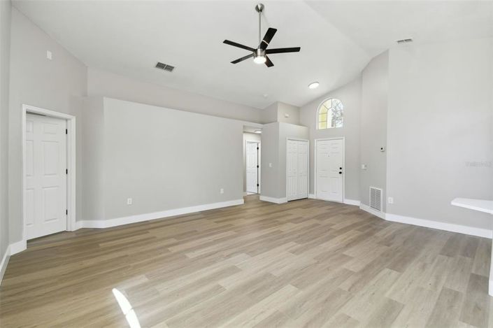 Image No.5-Propriété de 3 chambres à vendre à Davenport