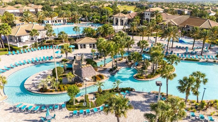 Image No.65-9 Bed Property for sale