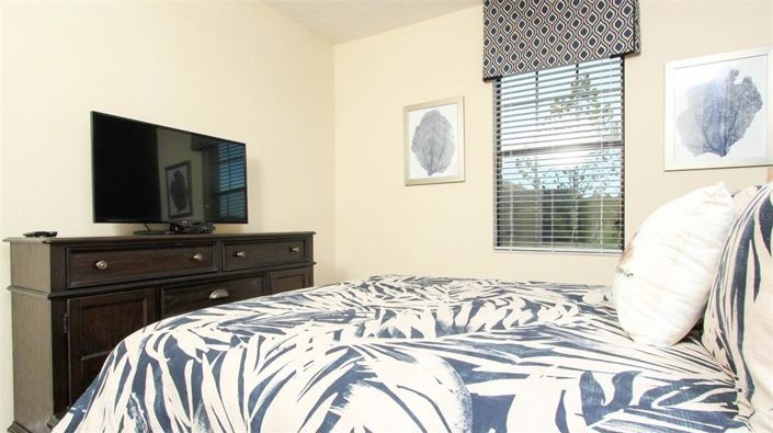 Image No.16-7 Bed Property for sale