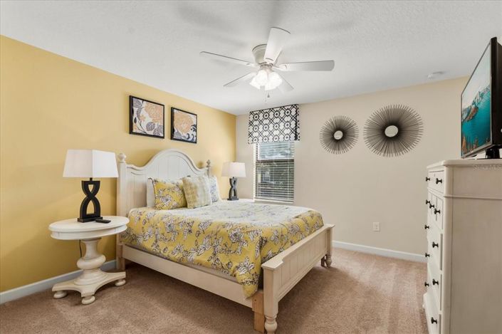 Image No.28-7 Bed Property for sale