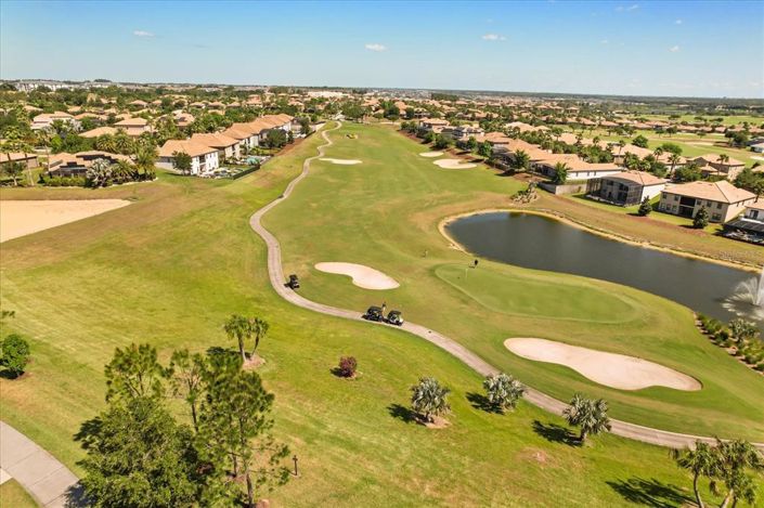 Image No.54-7 Bed Property for sale