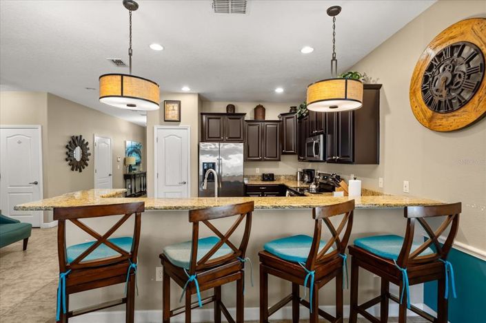 Image No.8-7 Bed Property for sale