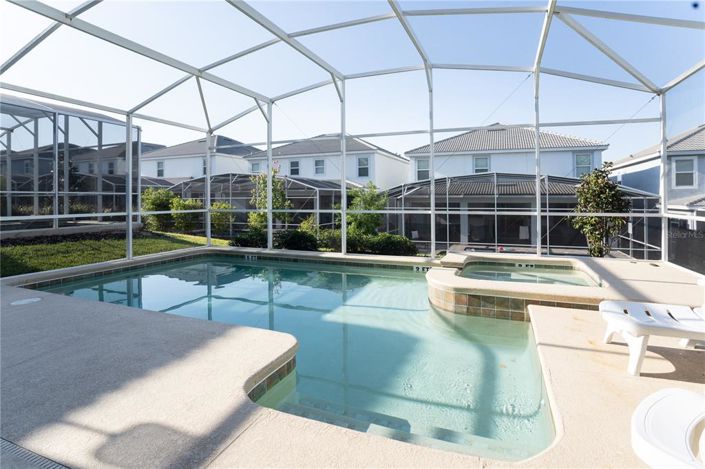 Image No.53-6 Bed Property for sale