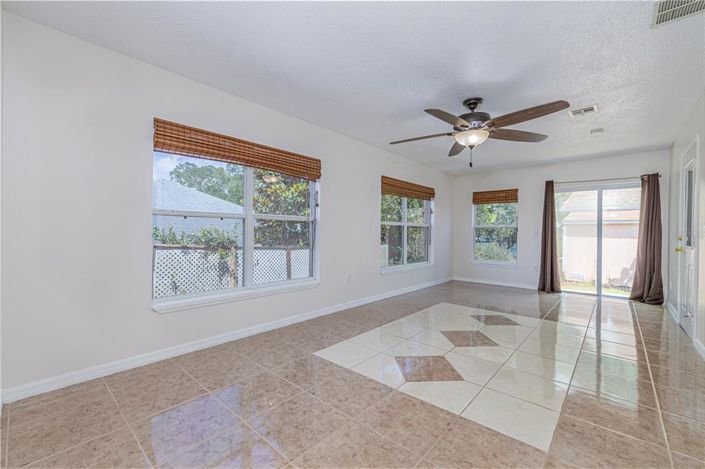 Image No.22-Propriété de 4 chambres à vendre à Davenport