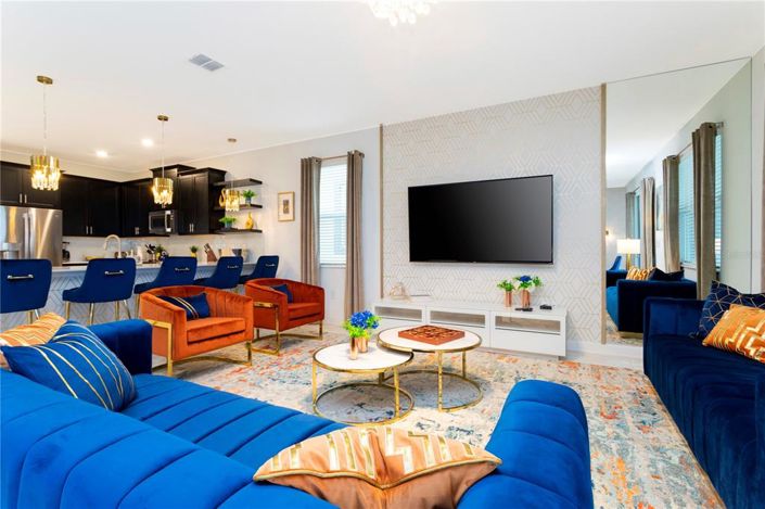 Image No.13-8 Bed Property for sale