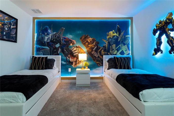 Image No.47-8 Bed Property for sale