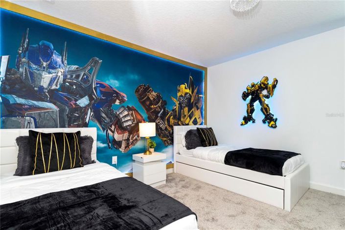 Image No.48-8 Bed Property for sale