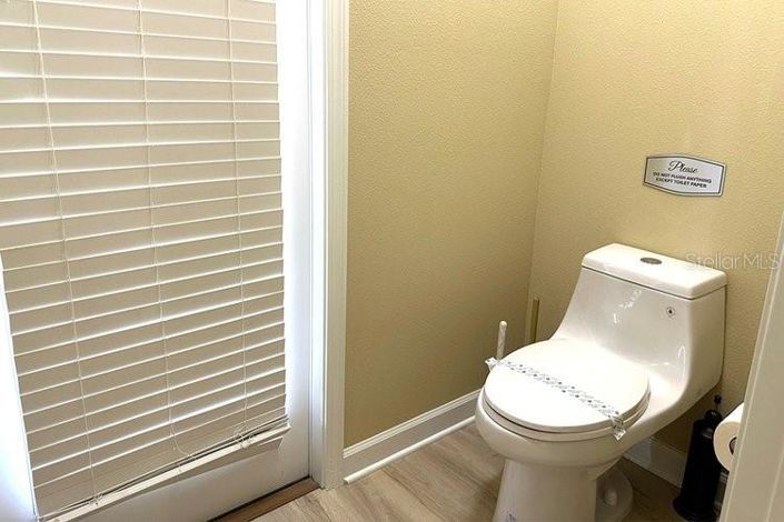 Image No.14-9 Bed Property for sale