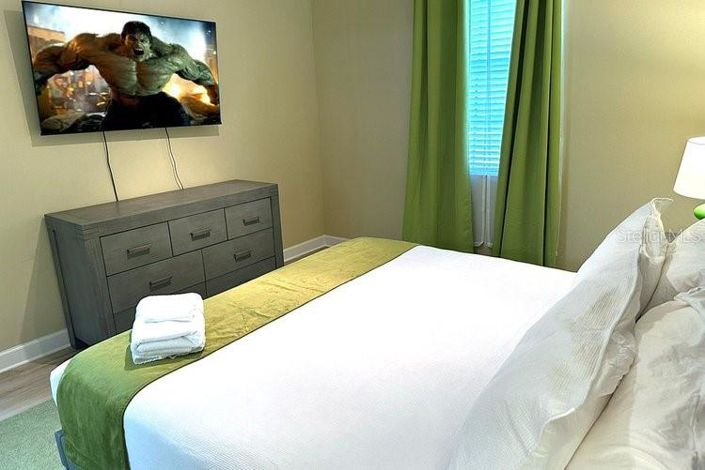 Image No.7-9 Bed Property for sale