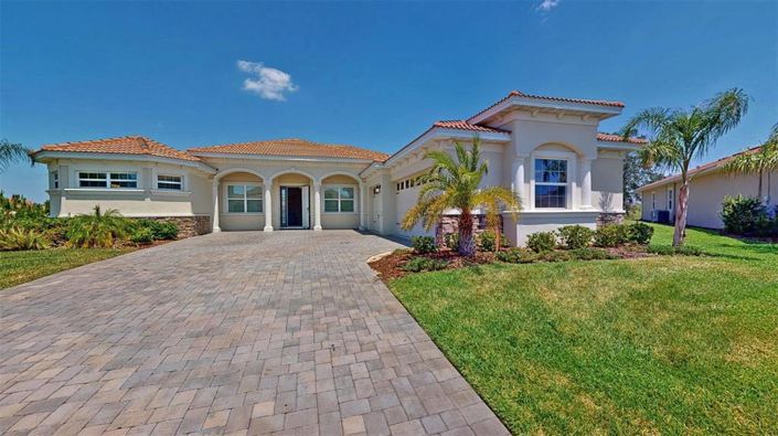 Image No.1-Propriété de 4 chambres à vendre à Osceola County