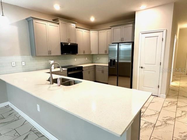 Image No.11-8 Bed Property for sale