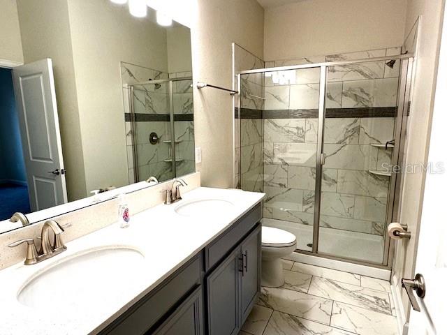 Image No.25-8 Bed Property for sale