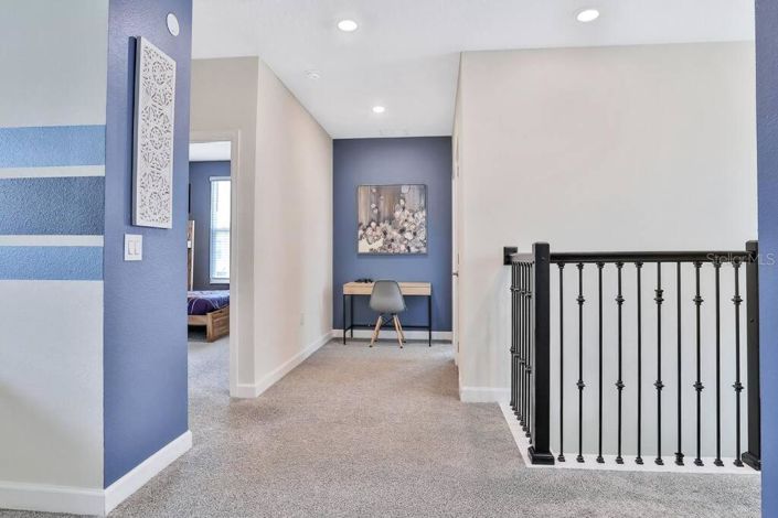 Image No.12-6 Bed Property for sale