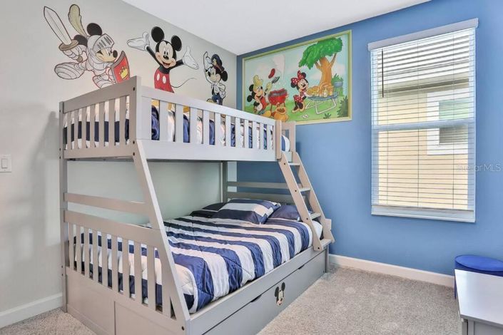 Image No.22-6 Bed Property for sale