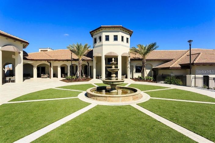 Image No.55-6 Bed Property for sale