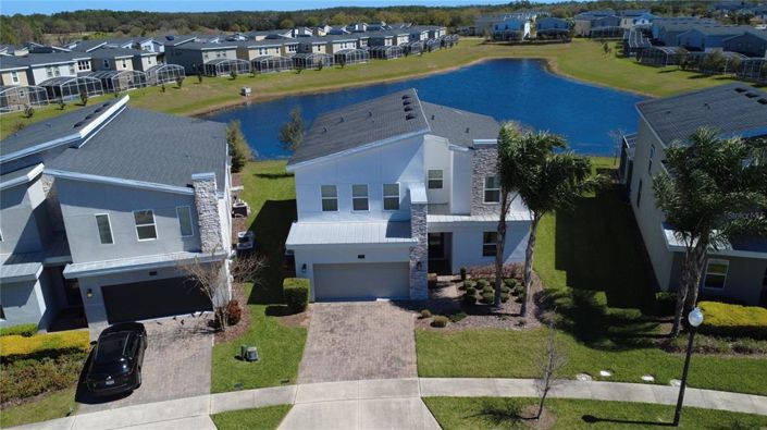 Image No.1-6 Bed Property for sale