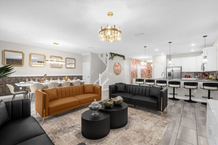 Image No.23-8 Bed Property for sale