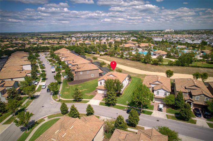 Image No.14-6 Bed Property for sale