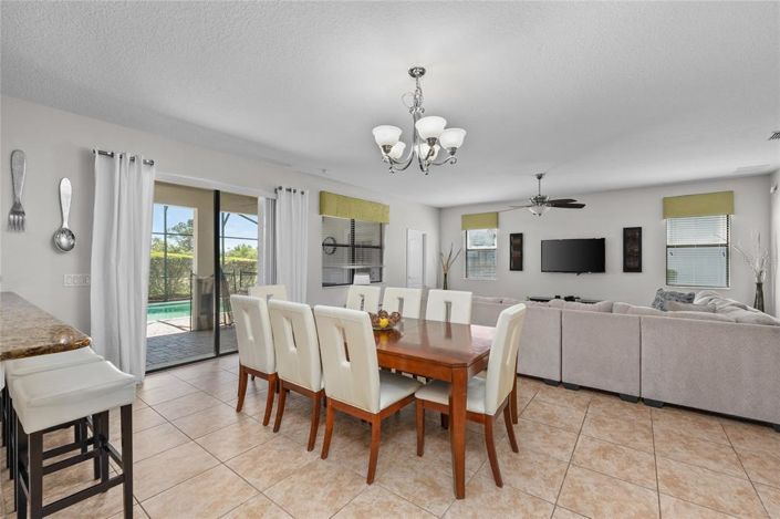 Image No.33-6 Bed Property for sale