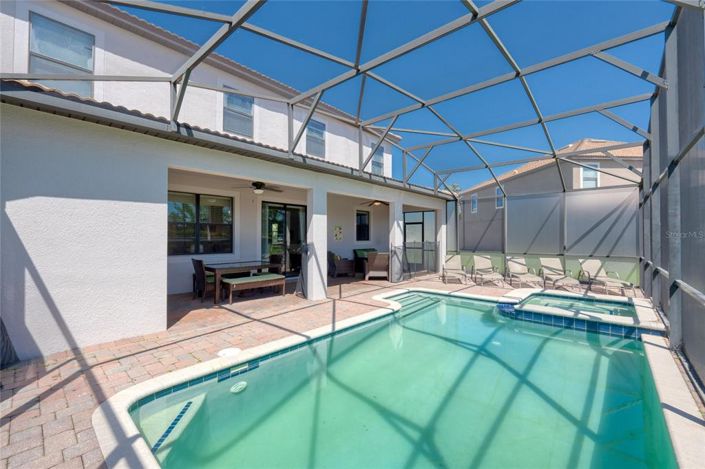 Image No.36-6 Bed Property for sale