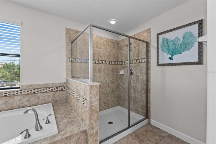 Image No.46-6 Bed Property for sale