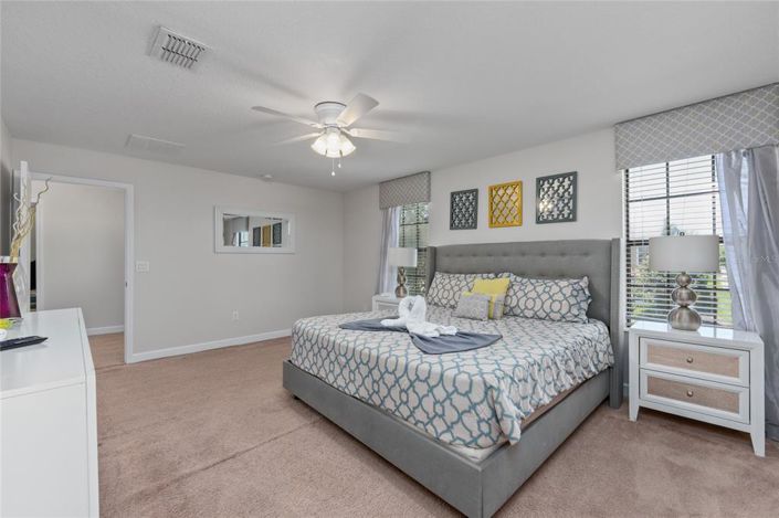 Image No.8-6 Bed Property for sale