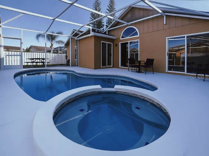 Image No.13-3 Bed Property for sale