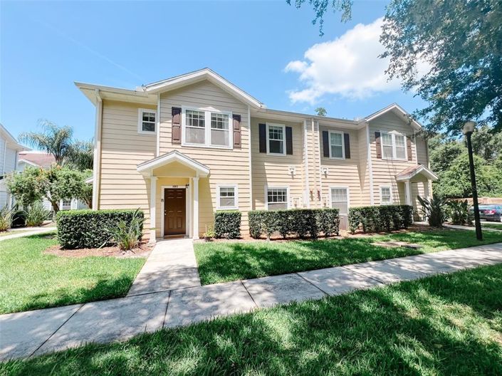 Image No.1-4 Bed Townhouse for sale