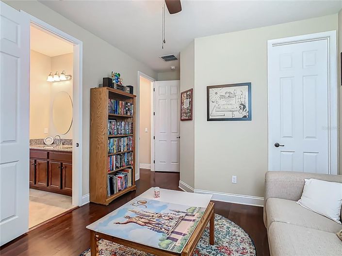 Image No.28-6 Bed Property for sale