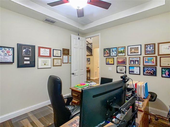 Image No.61-6 Bed Property for sale