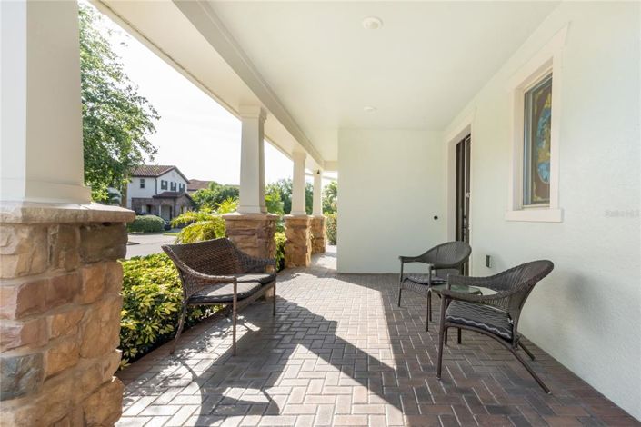 Image No.65-6 Bed Property for sale