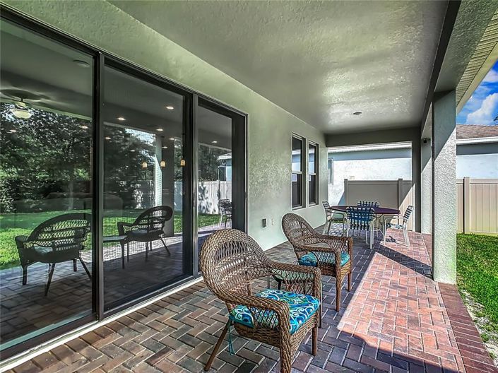 Image No.67-6 Bed Property for sale