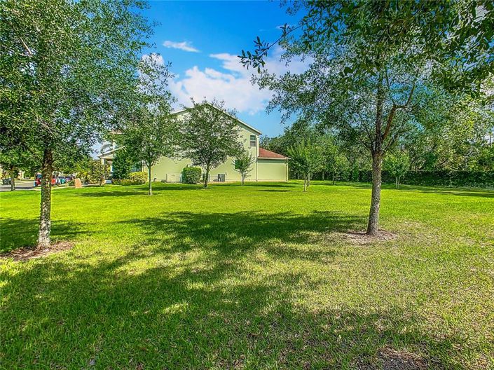 Image No.70-6 Bed Property for sale